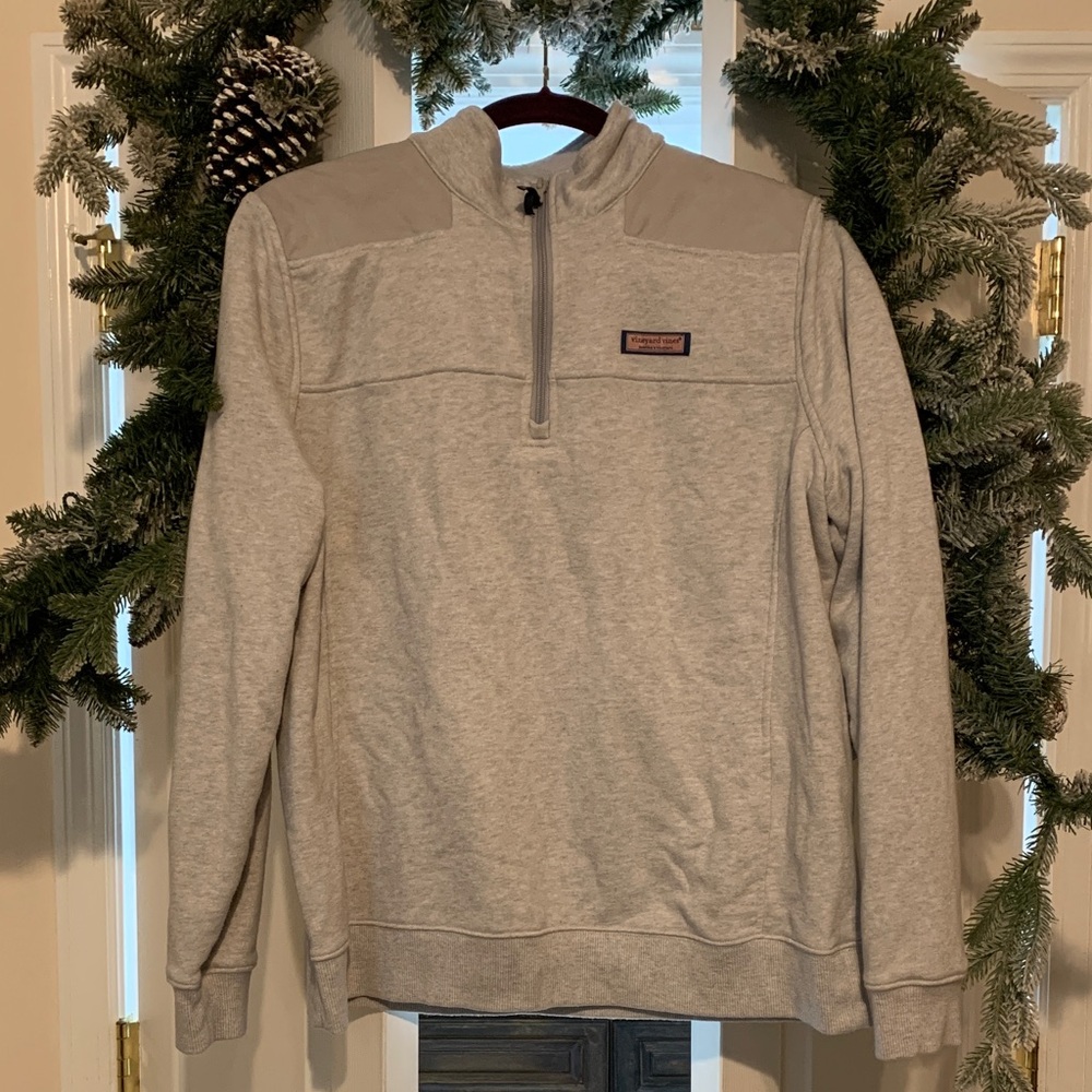 Vineyard Vines Pullover (Large)